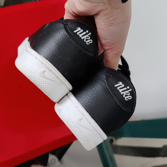 Nike Court Vintage Sneakers - Picture 3 of 7